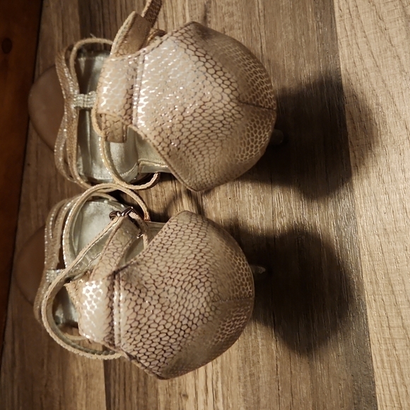 ANTONIO Melani Metallic Heel Beaded Sandals Size 9.5 Prom!! - Picture 4 of 6